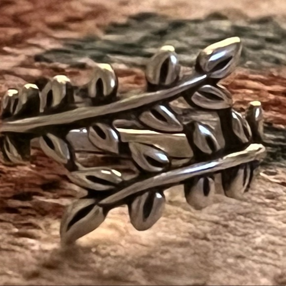 James Avery Accessories James Avery Delicate Vines Ring Poshmark